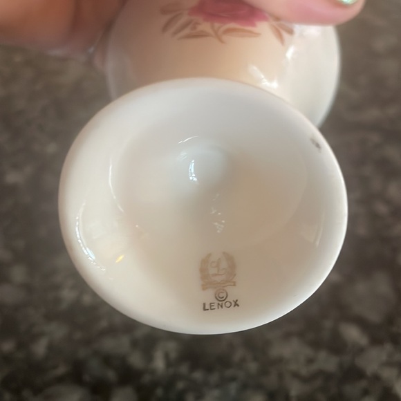 Vintage Lenox Rosebud cigarette holder - Picture 4 of 5